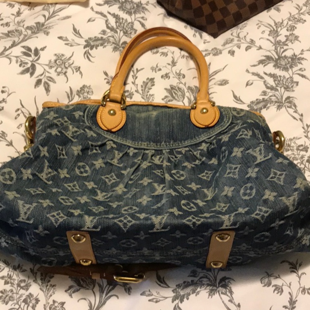 COPY - Louis Vuitton bag and wallet
